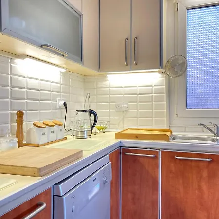 4 Bedroom Deluxe With Mountain And Sea View *