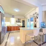 4 Bedroom Deluxe With Mountain And Sea View Villa Kyrenia (Northern Cyprus)