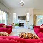 Villa 4 Bedroom Deluxe With Mountain And Sea View *