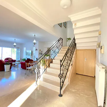 Villa 4 Bedroom Deluxe With Mountain And Sea View Kerínia