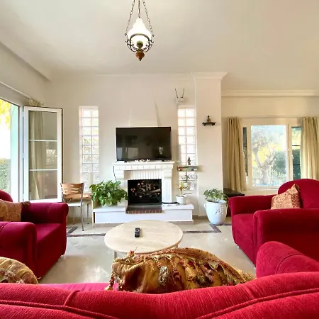 Villa 4 Bedroom Deluxe With Mountain And Sea View